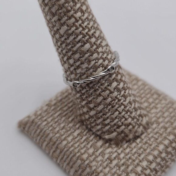 Size 8.25 Sterling Silver Small Genuine Diamonds Bright Ring A2075 - Picture 3 of 9